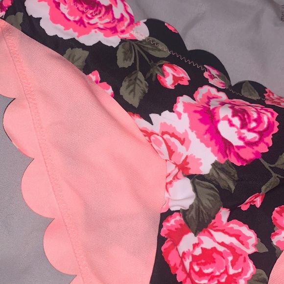 Pink Rose/Floral Xhilaration Bikini Set - Picture 3 of 5